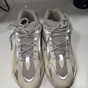 Adidas Yeezy Boost 700 V2 Static